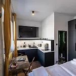 C7 Industrial Apartamento *