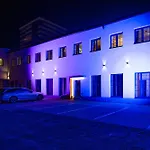 C7 Industrial Apartamento