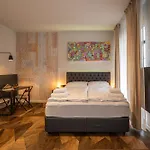 C7 Industrial Apartment *