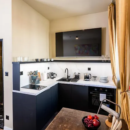 C7 Industrial Daire *