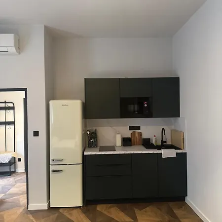 C7 Industrial Daire Brno